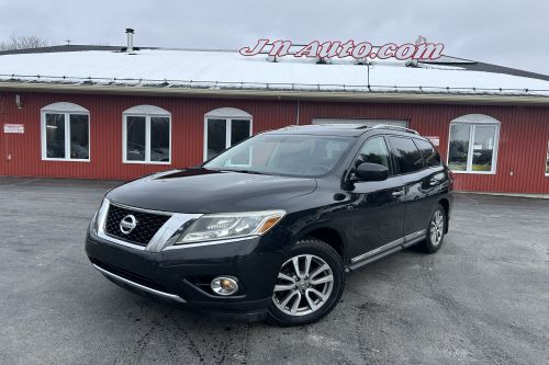 Nissan Pathfinder 2016 SL 4WD GPS + toit ouvrant, 7 passagers, 8 mags/8 pneus $ 13542